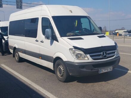 Белый Мерседес Sprinter, объемом двигателя 2.1 л и пробегом 620 тыс. км за 10900 $, фото 1 на Automoto.ua