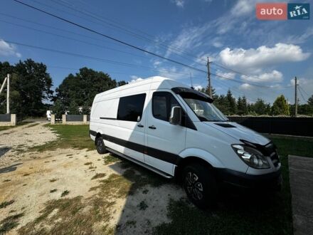 Білий Мерседес Sprinter, об'ємом двигуна 2.1 л та пробігом 500 тис. км за 12500 $, фото 1 на Automoto.ua