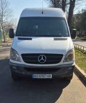 Білий Мерседес Sprinter, об'ємом двигуна 2.15 л та пробігом 370 тис. км за 8000 $, фото 1 на Automoto.ua