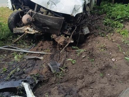 Белый Мерседес Sprinter, объемом двигателя 2.2 л и пробегом 870 тыс. км за 34000 $, фото 1 на Automoto.ua