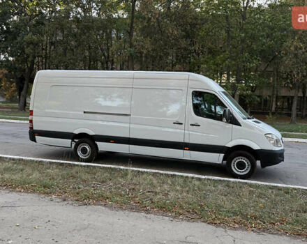 Белый Мерседес Sprinter, объемом двигателя 2.2 л и пробегом 350 тыс. км за 11500 $, фото 1 на Automoto.ua