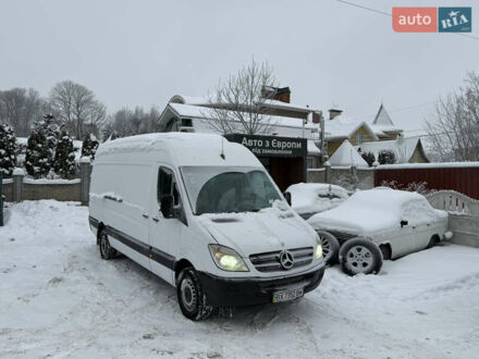 Белый Мерседес Sprinter, объемом двигателя 2.15 л и пробегом 580 тыс. км за 12500 $, фото 1 на Automoto.ua