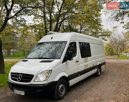 Белый Мерседес Sprinter, объемом двигателя 2.99 л и пробегом 470 тыс. км за 19999 $, фото 1 на Automoto.ua