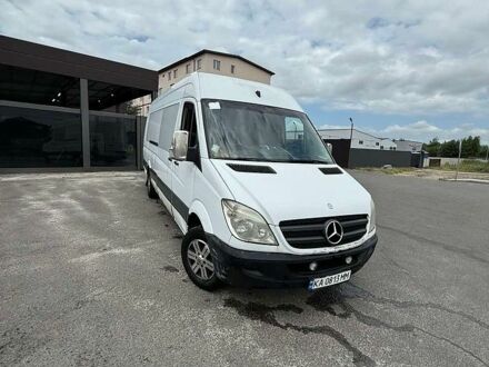 Белый Мерседес Sprinter, объемом двигателя 3 л и пробегом 746 тыс. км за 8500 $, фото 1 на Automoto.ua