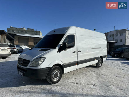 Белый Мерседес Sprinter, объемом двигателя 2.15 л и пробегом 250 тыс. км за 11450 $, фото 1 на Automoto.ua