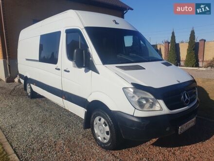 Белый Мерседес Sprinter, объемом двигателя 2.15 л и пробегом 599 тыс. км за 12800 $, фото 1 на Automoto.ua