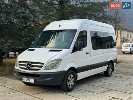 Білий Мерседес Sprinter, об'ємом двигуна 2.15 л та пробігом 315 тис. км за 9000 $, фото 1 на Automoto.ua