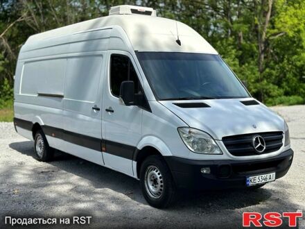 Белый Мерседес Sprinter, объемом двигателя 2.1 л и пробегом 35000 тыс. км за 12000 $, фото 1 на Automoto.ua