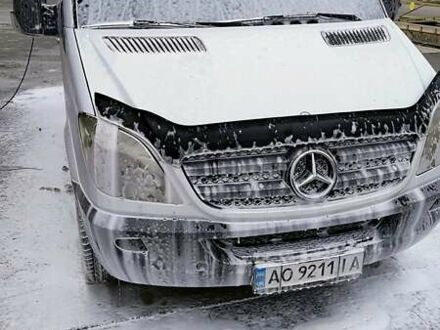 Білий Мерседес Sprinter, об'ємом двигуна 2.15 л та пробігом 305 тис. км за 11900 $, фото 1 на Automoto.ua