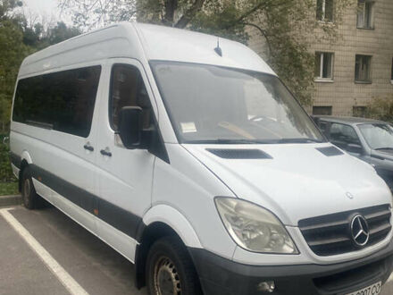 Мерседес Sprinter 2007 в Киеве на Automoto.ua Белый Мерседес Sprinter, объемом двигателя 2.1 л и пробегом 148 тыс. км за 15000 $, фото 1 на Automoto.ua