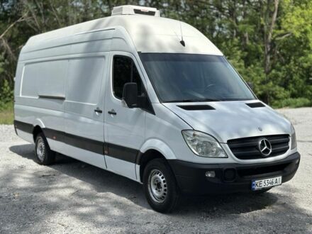 Белый Мерседес Sprinter, объемом двигателя 2.1 л и пробегом 276 тыс. км за 6100 $, фото 1 на Automoto.ua