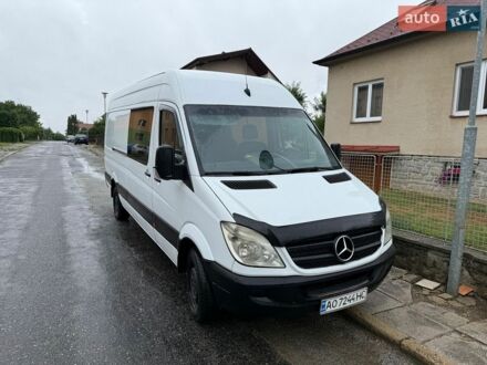 Белый Мерседес Sprinter, объемом двигателя 2.15 л и пробегом 990 тыс. км за 11500 $, фото 1 на Automoto.ua
