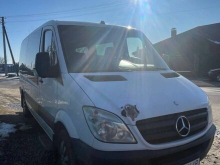 Белый Мерседес Sprinter, объемом двигателя 2.15 л и пробегом 771 тыс. км за 10800 $, фото 1 на Automoto.ua