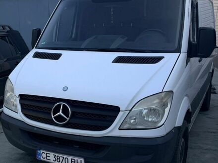 Белый Мерседес Sprinter, объемом двигателя 2.2 л и пробегом 270 тыс. км за 10800 $, фото 1 на Automoto.ua