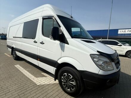 Белый Мерседес Sprinter, объемом двигателя 2.15 л и пробегом 600 тыс. км за 12500 $, фото 1 на Automoto.ua