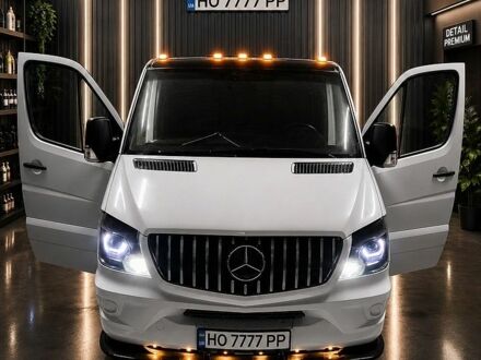 Білий Мерседес Sprinter, об'ємом двигуна 2.1 л та пробігом 300 тис. км за 15800 $, фото 1 на Automoto.ua