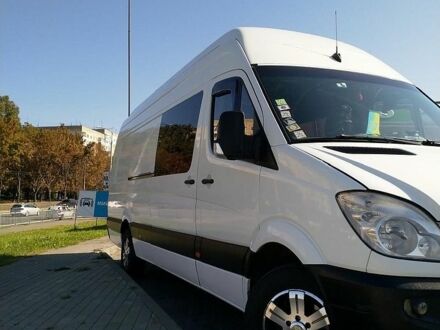 Белый Мерседес Sprinter, объемом двигателя 2.15 л и пробегом 506 тыс. км за 14000 $, фото 1 на Automoto.ua