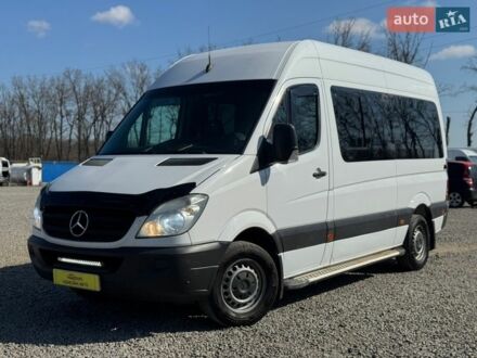 Белый Мерседес Sprinter, объемом двигателя 2.2 л и пробегом 519 тыс. км за 12800 $, фото 1 на Automoto.ua