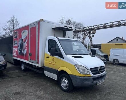 Белый Мерседес Sprinter, объемом двигателя 2.15 л и пробегом 350 тыс. км за 13999 $, фото 1 на Automoto.ua