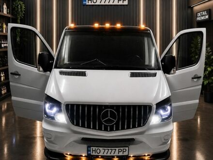 Білий Мерседес Sprinter, об'ємом двигуна 2.1 л та пробігом 300 тис. км за 14800 $, фото 1 на Automoto.ua