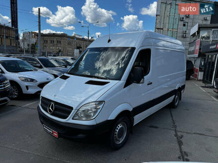 Белый Мерседес Sprinter, объемом двигателя 2.2 л и пробегом 490 тыс. км за 10430 $, фото 1 на Automoto.ua