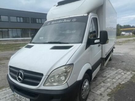 Белый Мерседес Sprinter, объемом двигателя 3 л и пробегом 912 тыс. км за 15700 $, фото 1 на Automoto.ua
