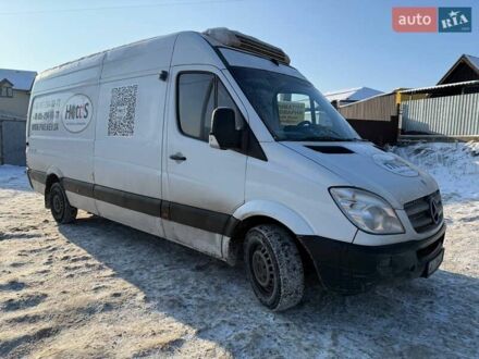 Белый Мерседес Sprinter, объемом двигателя 2.15 л и пробегом 646 тыс. км за 10200 $, фото 1 на Automoto.ua