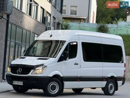 Белый Мерседес Sprinter, объемом двигателя 2.2 л и пробегом 650 тыс. км за 10333 $, фото 1 на Automoto.ua