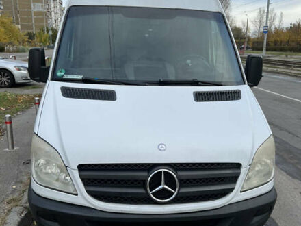 Белый Мерседес Sprinter, объемом двигателя 2.15 л и пробегом 385 тыс. км за 6500 $, фото 1 на Automoto.ua