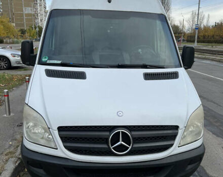 Мерседес Sprinter 2007 в Киеве на Automoto.ua Белый Мерседес Sprinter, объемом двигателя 2.15 л и пробегом 385 тыс. км за 6500 $, фото 1 на Automoto.ua