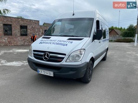 Белый Мерседес Sprinter, объемом двигателя 2.15 л и пробегом 546 тыс. км за 7300 $, фото 1 на Automoto.ua