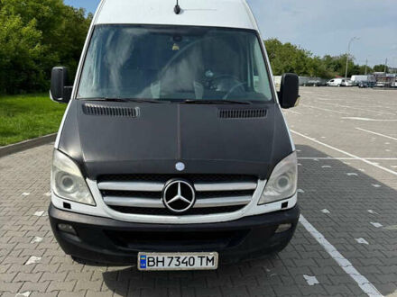 Мерседес Sprinter 2007 в Черновцах на Automoto.ua Белый Мерседес Sprinter, объемом двигателя 2.99 л и пробегом 530 тыс. км за 10500 $, фото 1 на Automoto.ua
