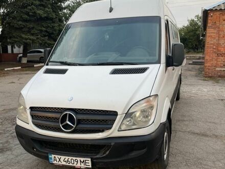 Белый Мерседес Sprinter, объемом двигателя 2.15 л и пробегом 706 тыс. км за 10500 $, фото 1 на Automoto.ua