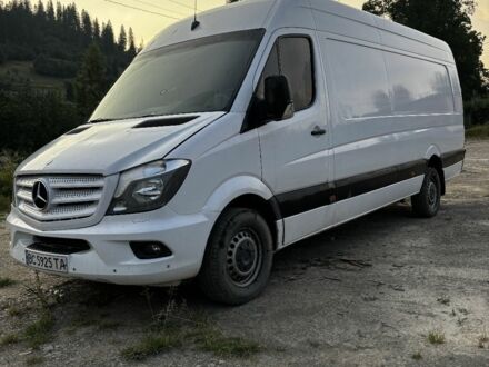 Белый Мерседес Sprinter, объемом двигателя 3 л и пробегом 650 тыс. км за 14143 $, фото 1 на Automoto.ua