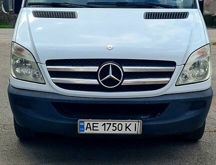 Белый Мерседес Sprinter, объемом двигателя 3 л и пробегом 502 тыс. км за 17000 $, фото 1 на Automoto.ua