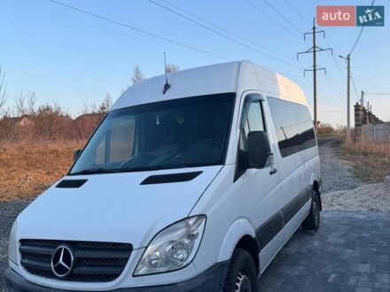 Белый Мерседес Sprinter, объемом двигателя 2.2 л и пробегом 670 тыс. км за 12000 $, фото 1 на Automoto.ua