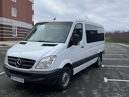 Белый Мерседес Sprinter, объемом двигателя 2.15 л и пробегом 457 тыс. км за 12500 $, фото 1 на Automoto.ua