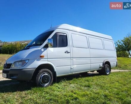Белый Мерседес Sprinter, объемом двигателя 2.7 л и пробегом 188 тыс. км за 17112 $, фото 1 на Automoto.ua
