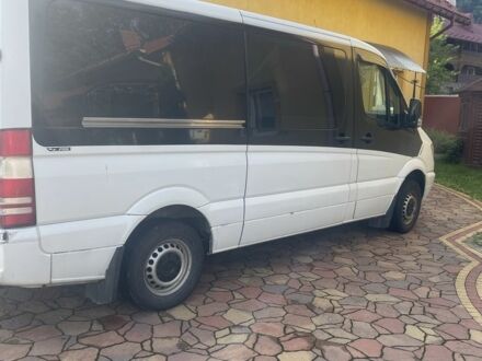 Белый Мерседес Sprinter, объемом двигателя 2.2 л и пробегом 490 тыс. км за 12500 $, фото 1 на Automoto.ua