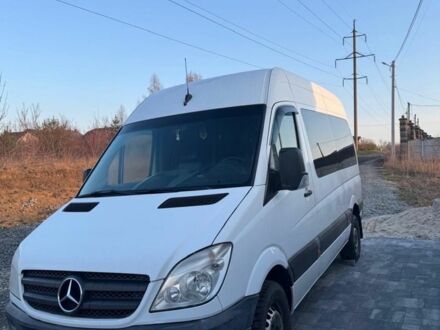 Белый Мерседес Sprinter, объемом двигателя 2.1 л и пробегом 670 тыс. км за 10300 $, фото 1 на Automoto.ua