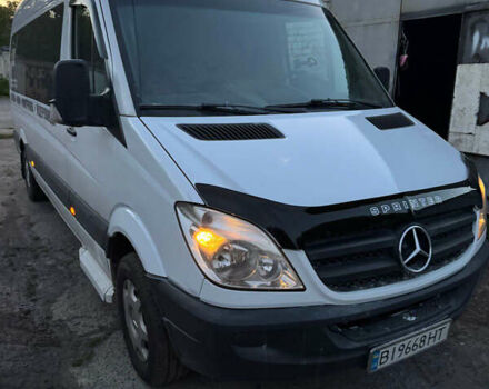 Білий Мерседес Sprinter, об'ємом двигуна 2.15 л та пробігом 300 тис. км за 23516 $, фото 1 на Automoto.ua