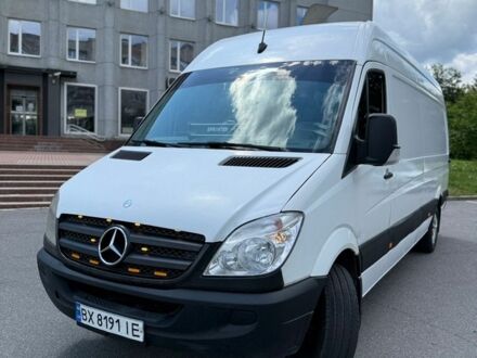 Белый Мерседес Sprinter, объемом двигателя 2.15 л и пробегом 760 тыс. км за 10500 $, фото 1 на Automoto.ua