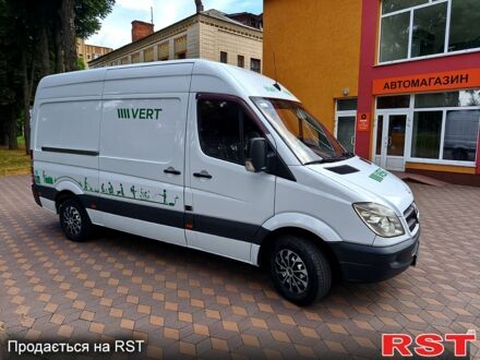 Білий Мерседес Sprinter, об'ємом двигуна 2.2 л та пробігом 377 тис. км за 9800 $, фото 1 на Automoto.ua