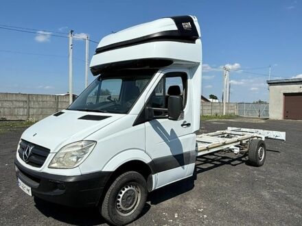 Белый Мерседес Sprinter, объемом двигателя 2.15 л и пробегом 180 тыс. км за 14000 $, фото 1 на Automoto.ua