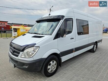 Белый Мерседес Sprinter, объемом двигателя 2.99 л и пробегом 320 тыс. км за 14500 $, фото 1 на Automoto.ua