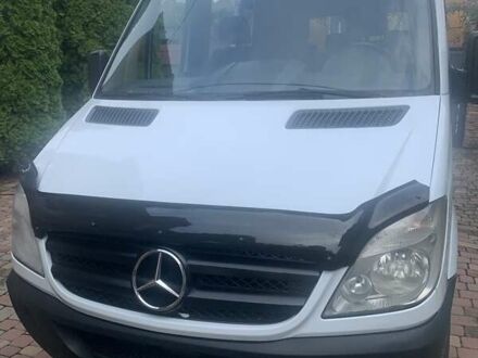 Білий Мерседес Sprinter, об'ємом двигуна 2.1 л та пробігом 590 тис. км за 10000 $, фото 1 на Automoto.ua