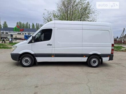 Белый Мерседес Sprinter, объемом двигателя 2.15 л и пробегом 320 тыс. км за 9200 $, фото 1 на Automoto.ua