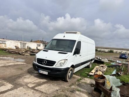 Белый Мерседес Sprinter, объемом двигателя 3 л и пробегом 503 тыс. км за 18200 $, фото 1 на Automoto.ua