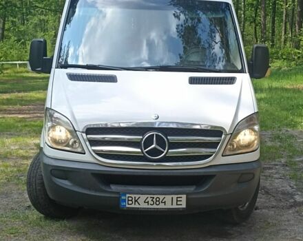 Белый Мерседес Sprinter, объемом двигателя 2.1 л и пробегом 640 тыс. км за 15000 $, фото 1 на Automoto.ua