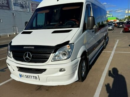Белый Мерседес Sprinter, объемом двигателя 2.99 л и пробегом 130 тыс. км за 27000 $, фото 1 на Automoto.ua